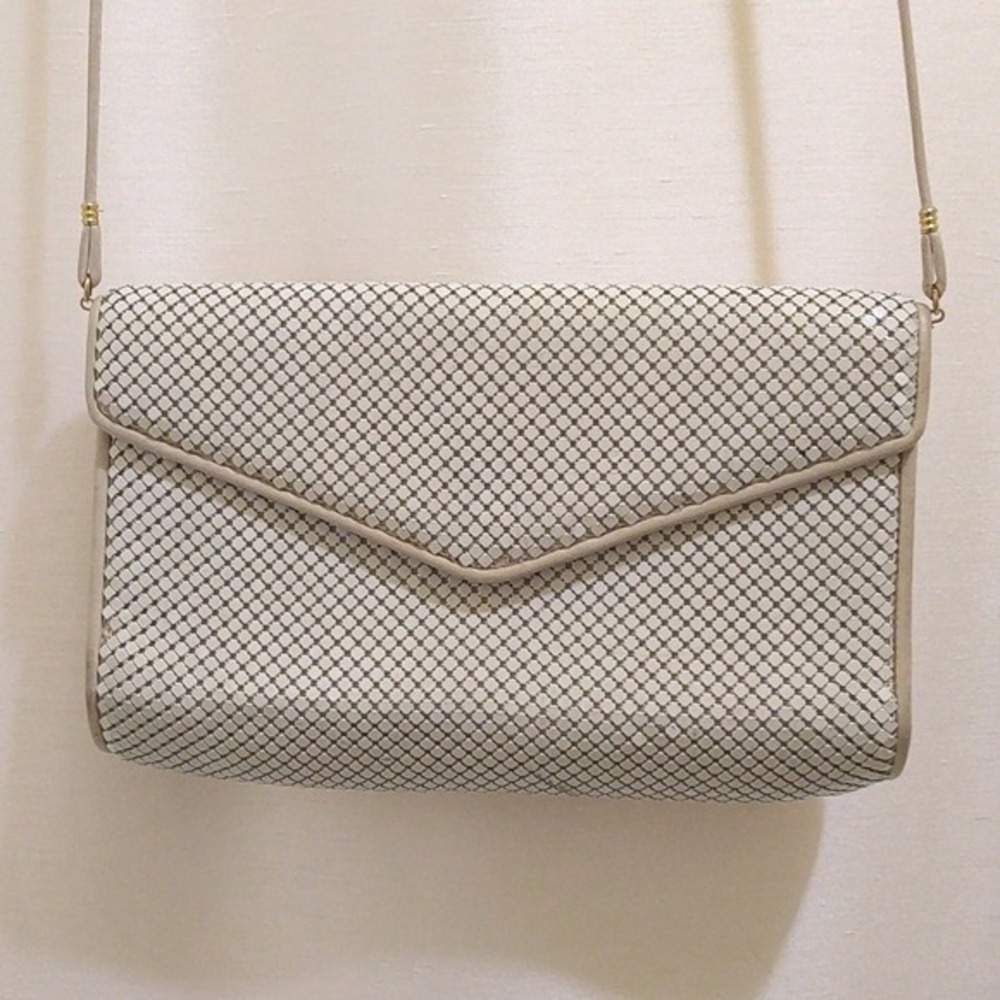 Whiting‎ and Davis Vintage Cream Metal Mesh Envelope Crossbody Shoulder Bag